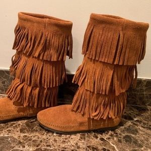 Minnetonka Brown Fringed Moccasin Boots